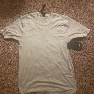 Lululemon Metal Vent Tech Short Sleeve